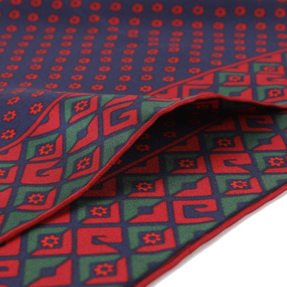 Host Pick 🎁Gucci Flower Print Pocket Square in Blue NEW- makes a great gift! - Picture 3 of 7
